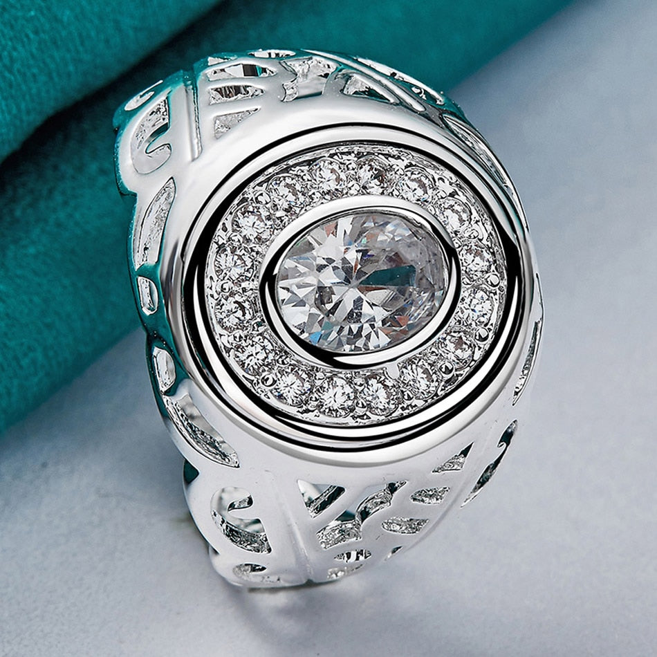 "Elevate Your Style with Our Stunning Diamond-Look Ring for women" [Low stock]