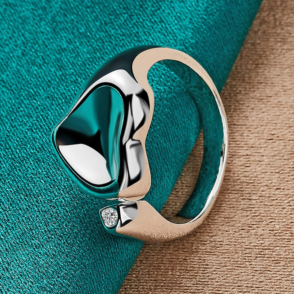 "Express Your Love with Our Smooth Concave Heart Ring for Women" [low stock]